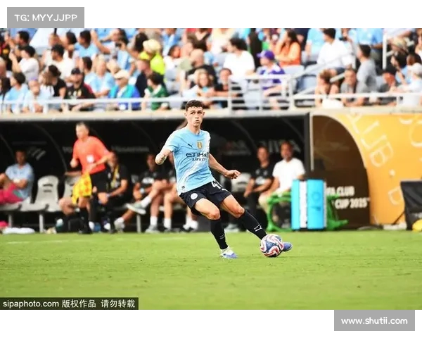 尼潘外租阿贾克斯可能已无望 曼城考虑是否留埃切韦里 尼潘外租阿贾克斯可能已无望 曼城考虑是否留埃切韦里